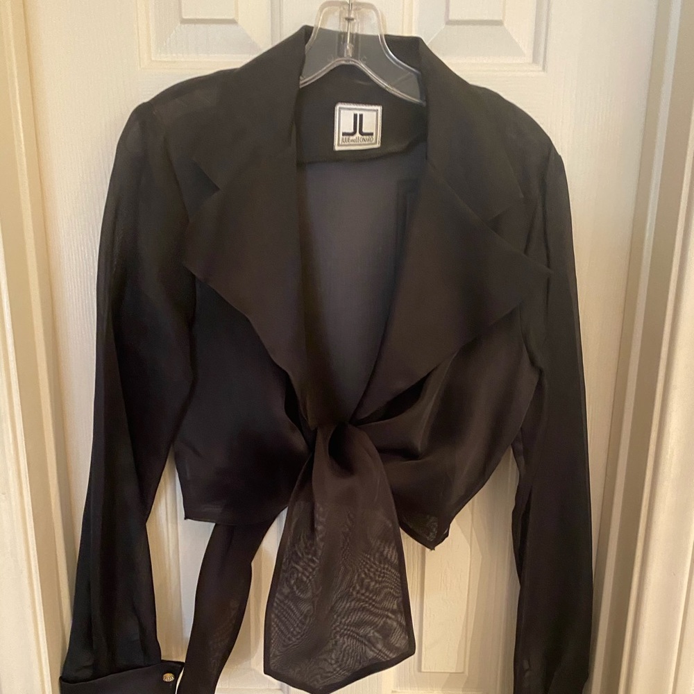 - Vintage Black shawl/cover up M/L